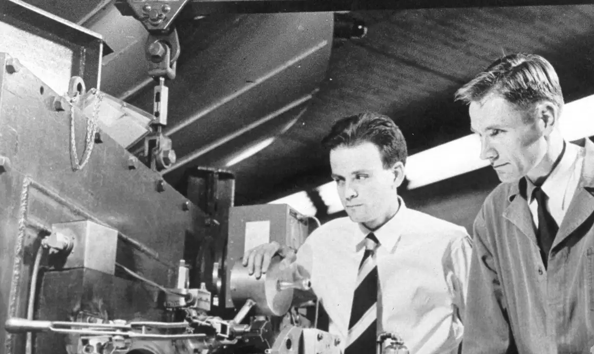 Quem foi César Lattes? Google homenageia físico brasileiro em aniversário de 100 anos