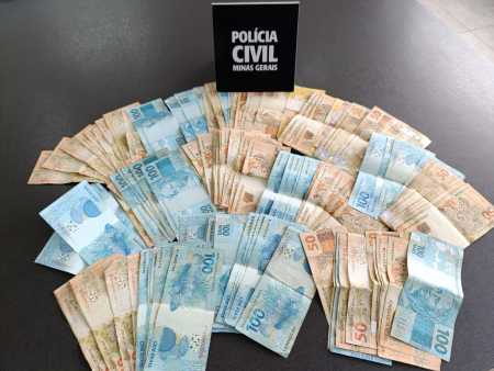 Segundo a PCMG, mais de R$ 10 mil foram apreendidos durante a ação.