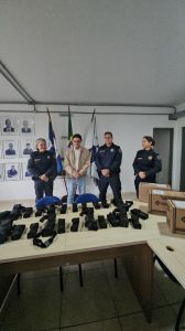 Equipamentos foram entregues nesta terça-feira (24).