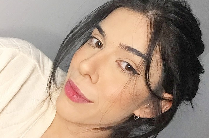Jovem que teve reação alérgica grave ao cheirar pimenta em conserva volta ser internada