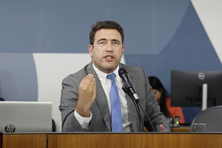 Deputado estadual Cristiano Caporezzo diz ter apoio de Bolsonaro para vaga no Senado