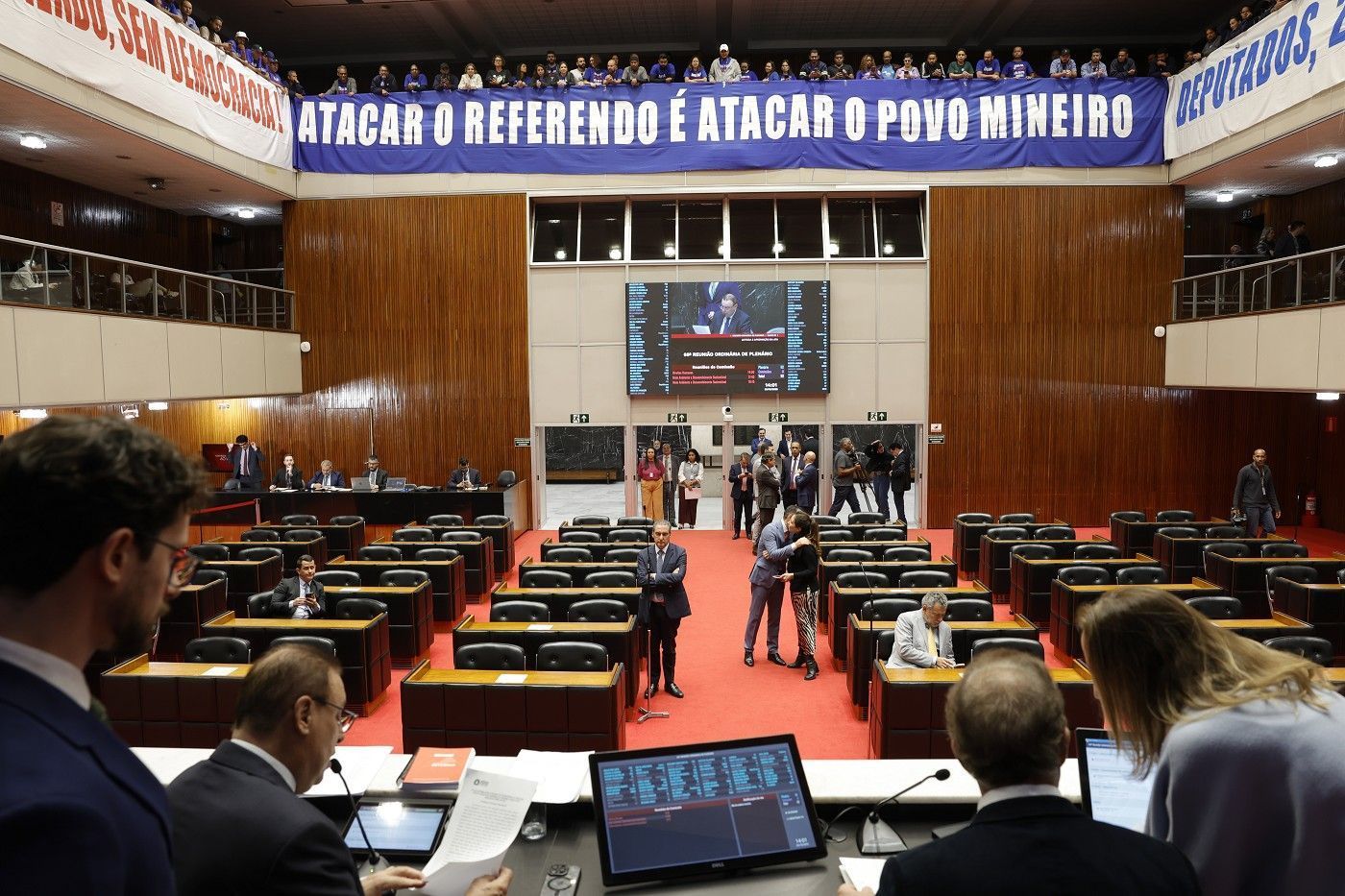 Copasa: votação da PEC do Referendo começa e pode adentrar a madrugada nesta quinta