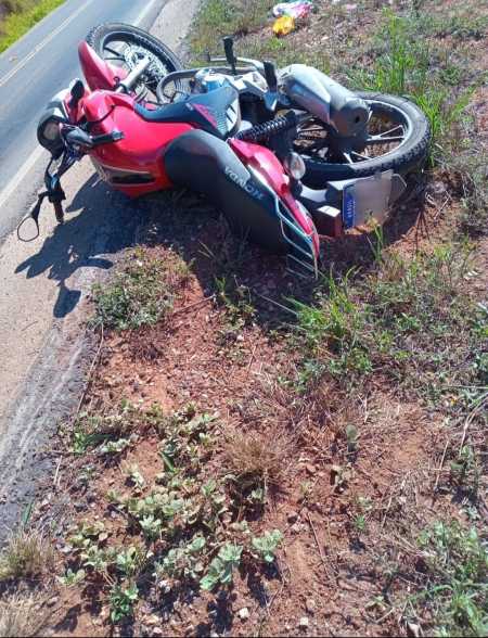 Motociclista foi levado ao hospital de Alfenas.