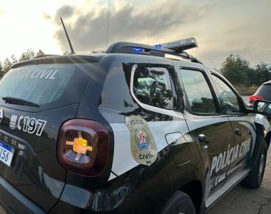 De acordo com as investigações, após o término do relacionamento, o indivíduo passou a ameaçar a vítima com a divulgação de fotos íntimas.