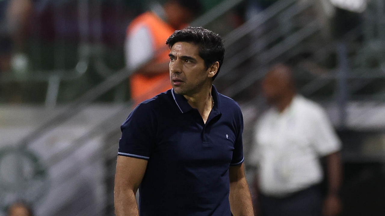 Abel desabafa sobre arbitragem após Palmeiras x Cruzeiro: 'Narrativas hipócritas'