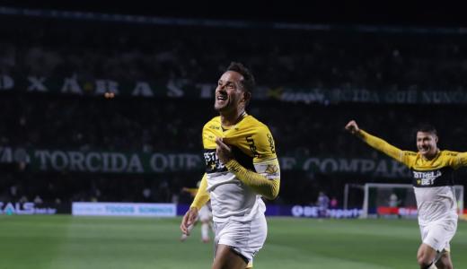 Capitão do Criciúma, Rodrigo Rodrigues participou dos dois gols na vitória sobre o Coritiba