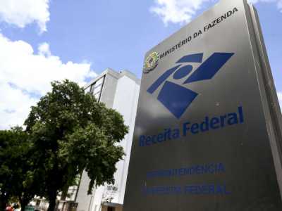 Restituição do IR: 4º lote é pago nesta sexta (30); veja quem pode receber | CNN Brasil