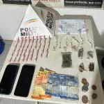Polícia Militar prende suspeito e apreende drogas em operação no bairro Barro Preto, em Mariana