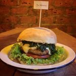 Hambúrguer Sr Mineiro: Chef compartilha receita de prato com toque de Minas