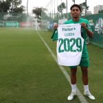 Palmeiras renova com Luighi, alvo de racismo na Libertadores Sub-20