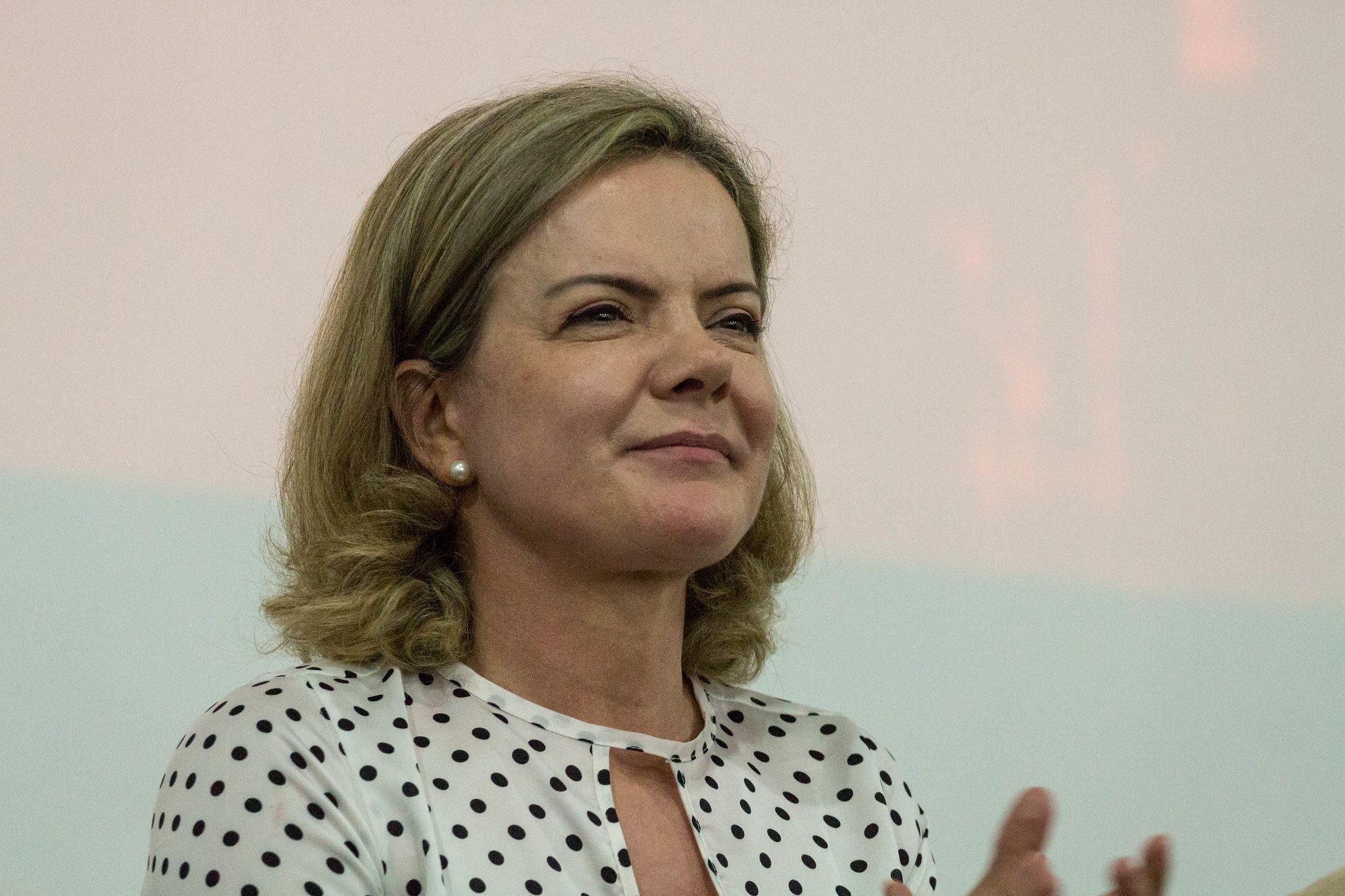 PT define, na sexta (7), presidente interino com saída de Gleisi Hoffmann