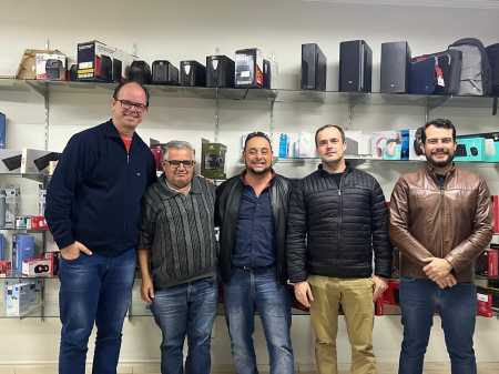 Objetivo da visita foi discutir o projeto em tramitação na Câmara que trata da retirada do encargo de reversão.
