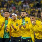 Campeão olímpico no Rio coloca medalha de ouro à venda por R$ 170 mil