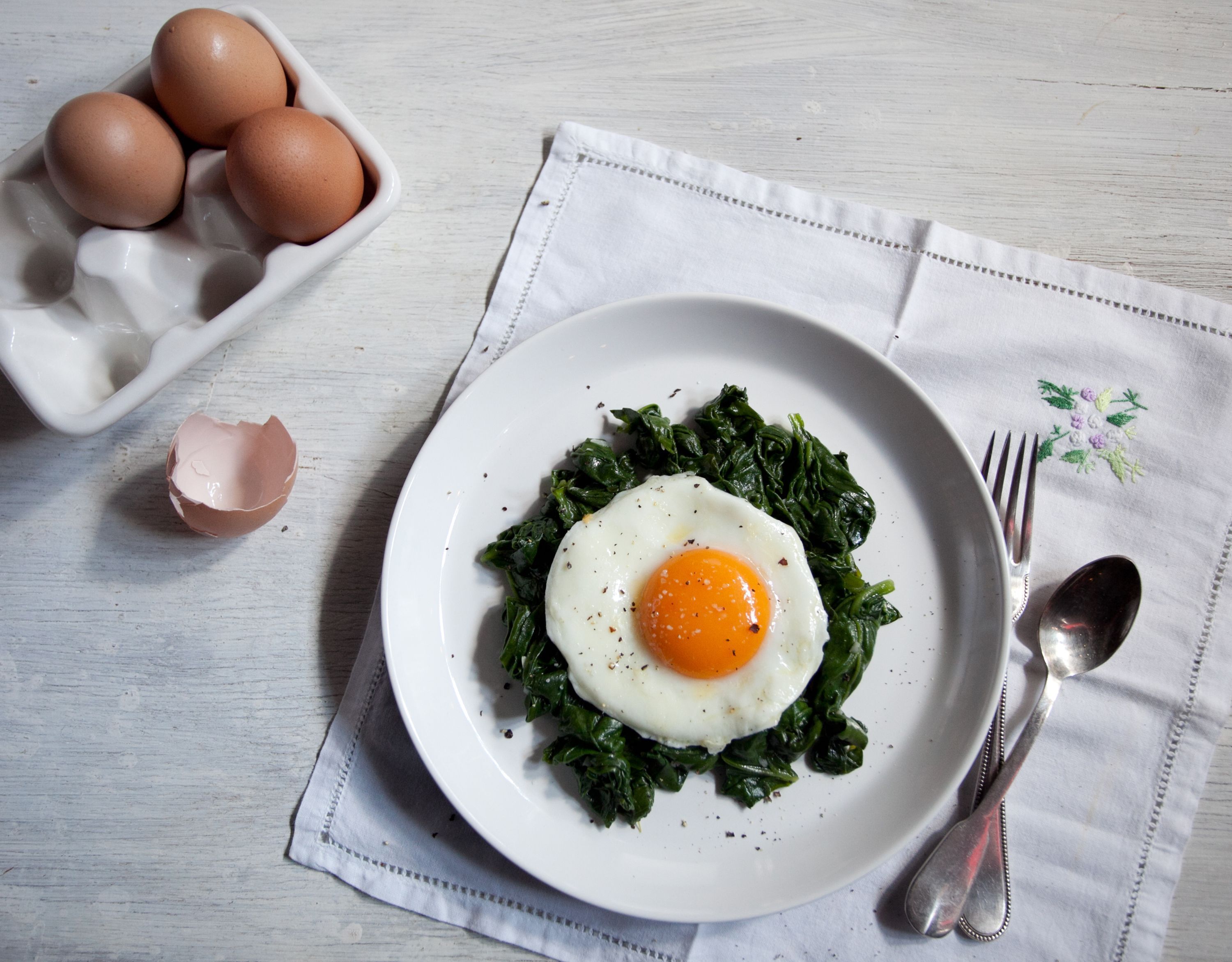 Por que ovo na Páscoa? Conheça origem da tradição e receita para o domingo de Páscoa