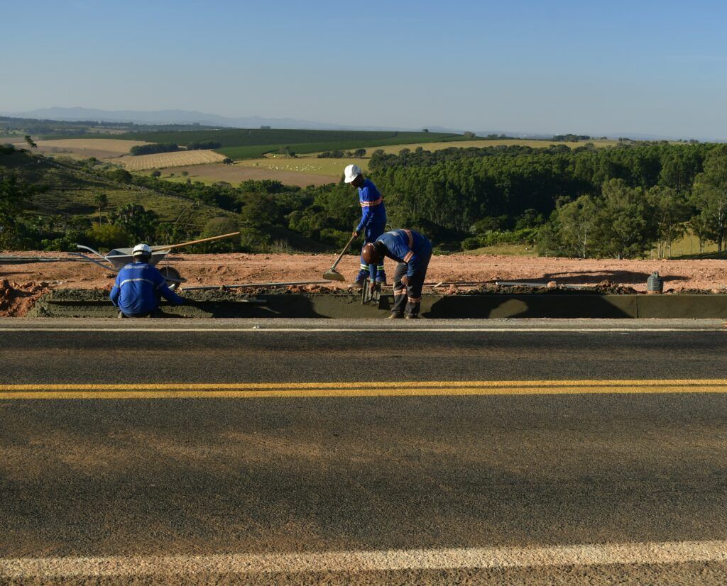 Rodovias próximas à Varginha tem interdições parciais
