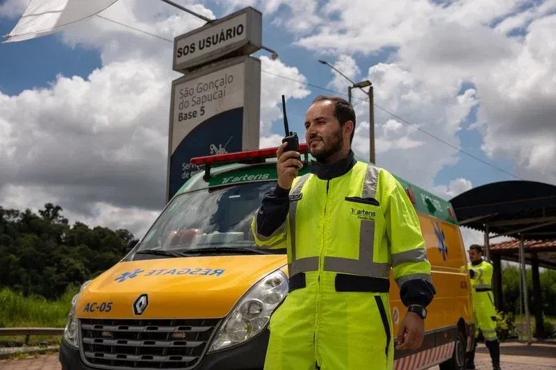Mais de um milhão de veículos devem trafegar pela Fernão Dias neste feriado