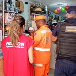 Poços de Caldas fiscaliza venda de fogos com estampido e autua lojas