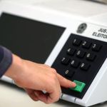 Faltando três meses para o primeiro turno, TRE orienta o eleitor a conferir documentação