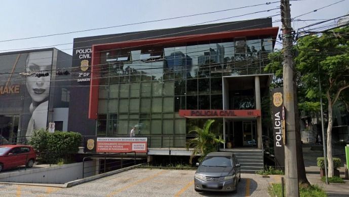 Motorista envolvido em racha que deixou vítima com perna amputada se entrega à Polícia Civil de SP