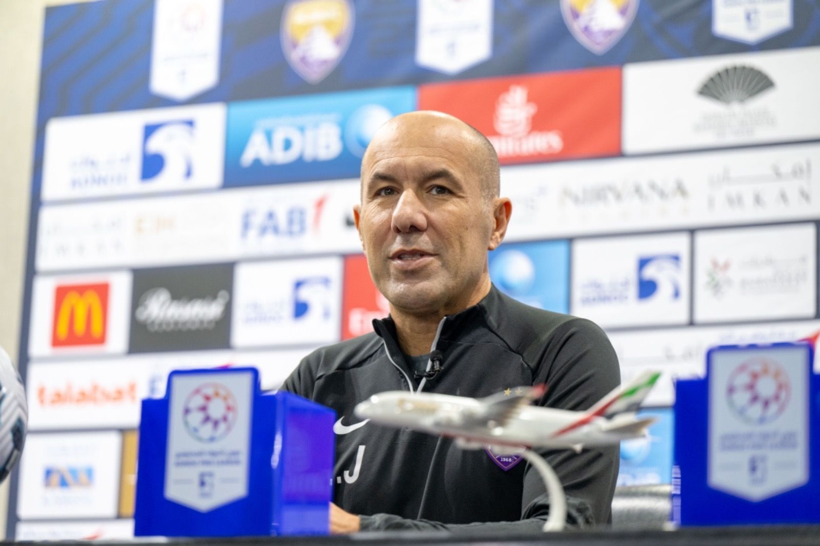 Al-Ain define substituto para Leonardo Jardim, alvo do Cruzeiro