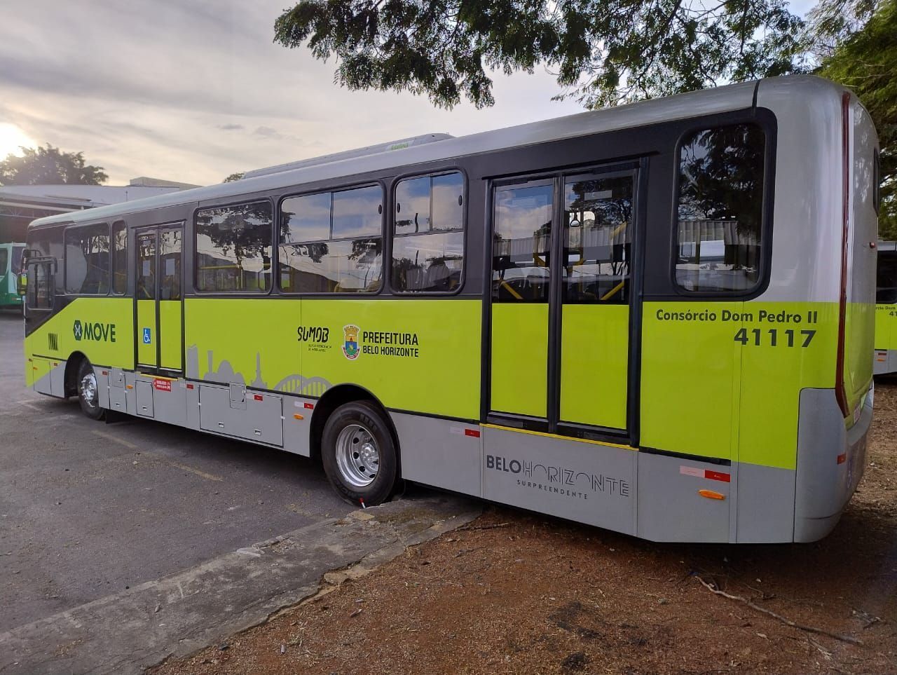 BH recebe 120 novos ônibus