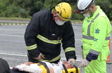 Um treinamento foi realizado em Borda da Mata, simulando o atendimento a duas vítimas.