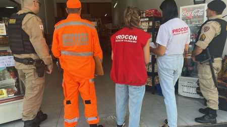 As autoridades orientam o público a utilizar apenas fogos com efeitos luminosos.
