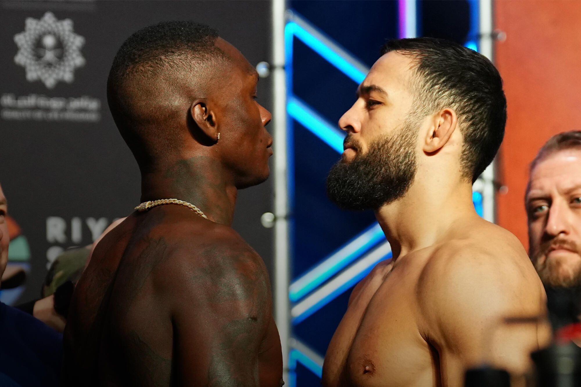Card do UFC deste sábado (1°) e onde assistir