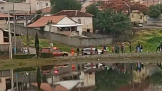 A vítima aparenta ter cerca de 50 anos de idade