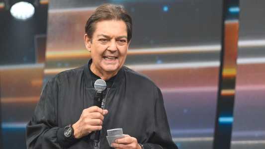 Novo rim de Faustão ainda não funciona e apresentador segue internado | CNN Brasil