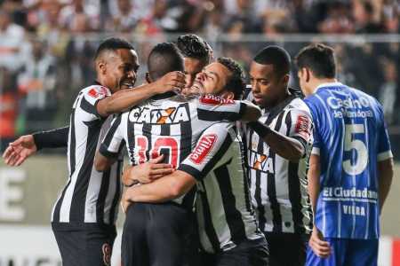 Atlético venceu Godoy Cruz por 4 a 1 em 2017 pela Libertadores