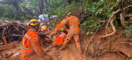 Muriaé registrou 92 mm de chuva em apenas três horas, segundo os bombeiros