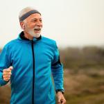 Caminhada 6-6-6: o método para se manter em forma após os 60 anos sem academia ou pesos