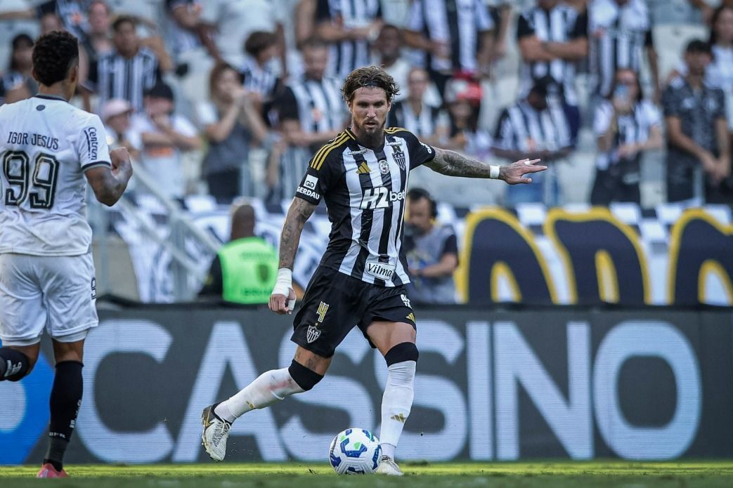Lyanco reage a 'chapéu' em ex-atacante do Atlético; veja o que ele disse