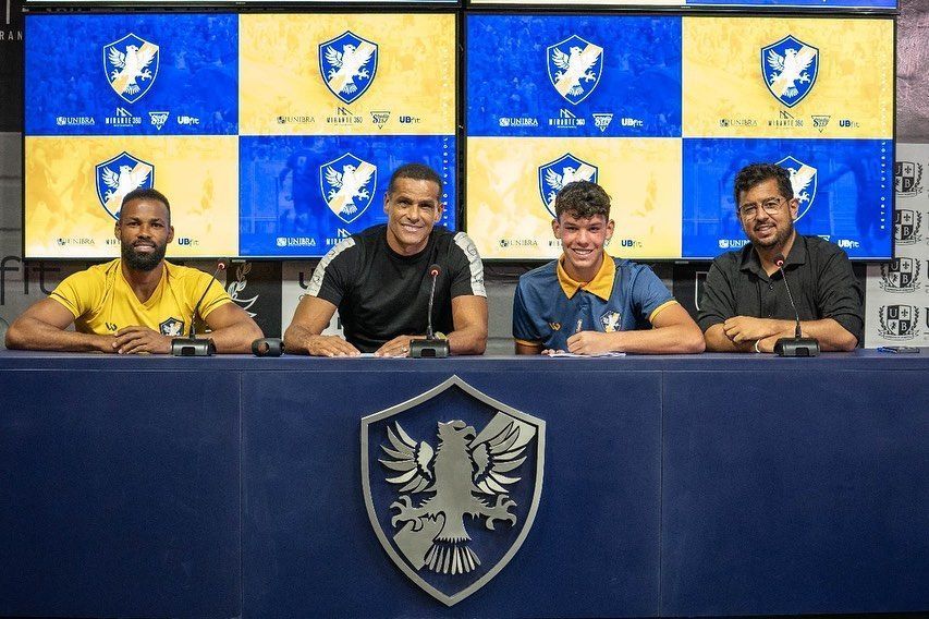 Filho de Rivaldo, João Ferreira assina contrato profissional com o Retrô-PE