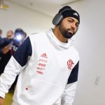 Imagem com a camisa Corinthians é novo atrito na relação entre Gabigol e Flamengo