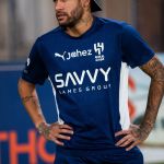 Neymar desabafa sobre momento na carreira: ‘Tem dias que quero desistir’