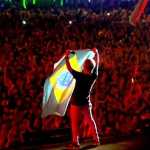 Quem são os vocalistas internacionais que ergueram bandeira do Cruzeiro no Rock in Rio