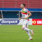 Brusque faz golaço no primeiro minuto de jogo e derrota Vila Nova na Série B