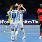 Argentina derrota Angola em jogo com 'chuva de gols' e avança na Copa do Mundo de Futsal