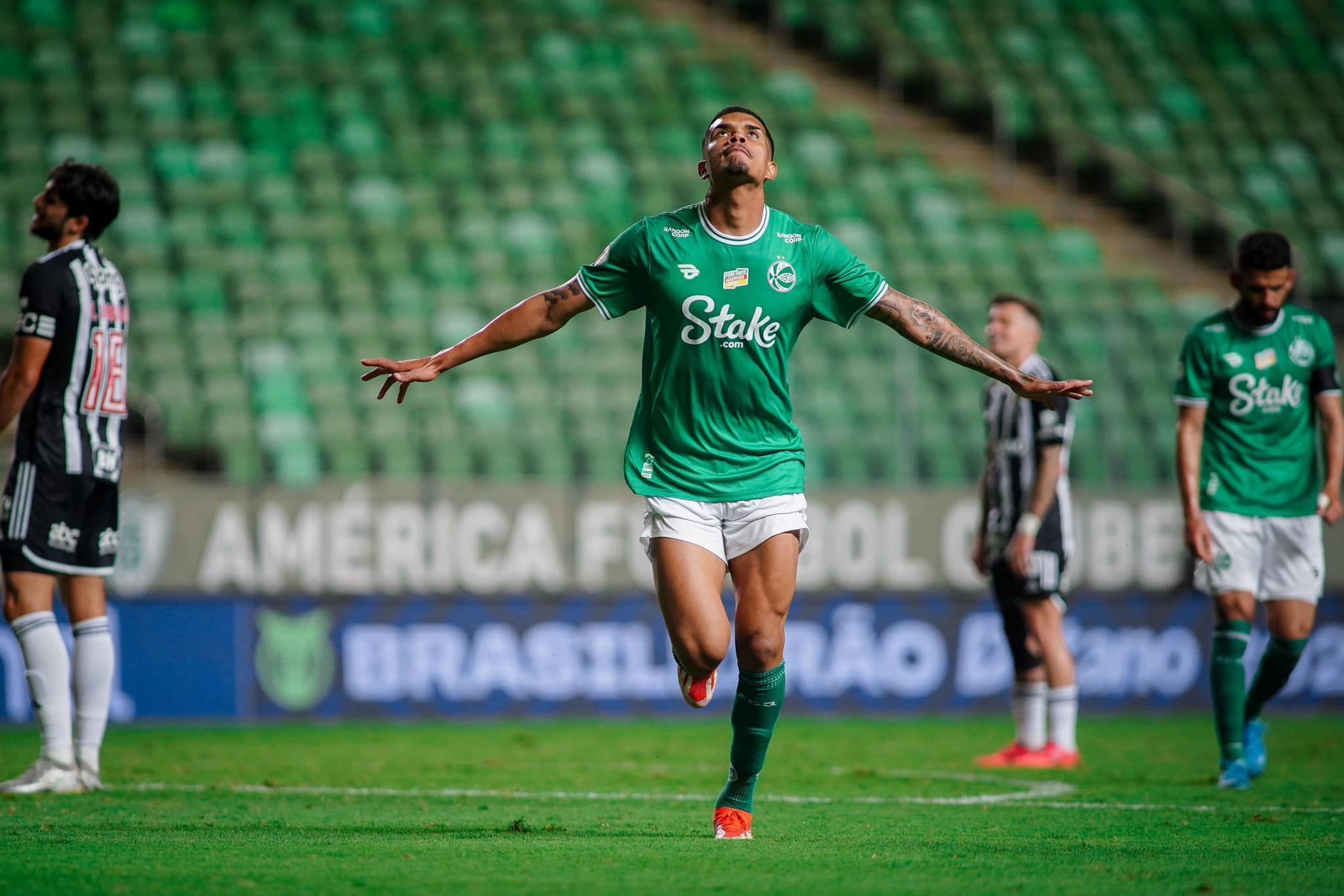 Bragantino negocia contratação de atacante que esteve na mira do Cruzeiro
