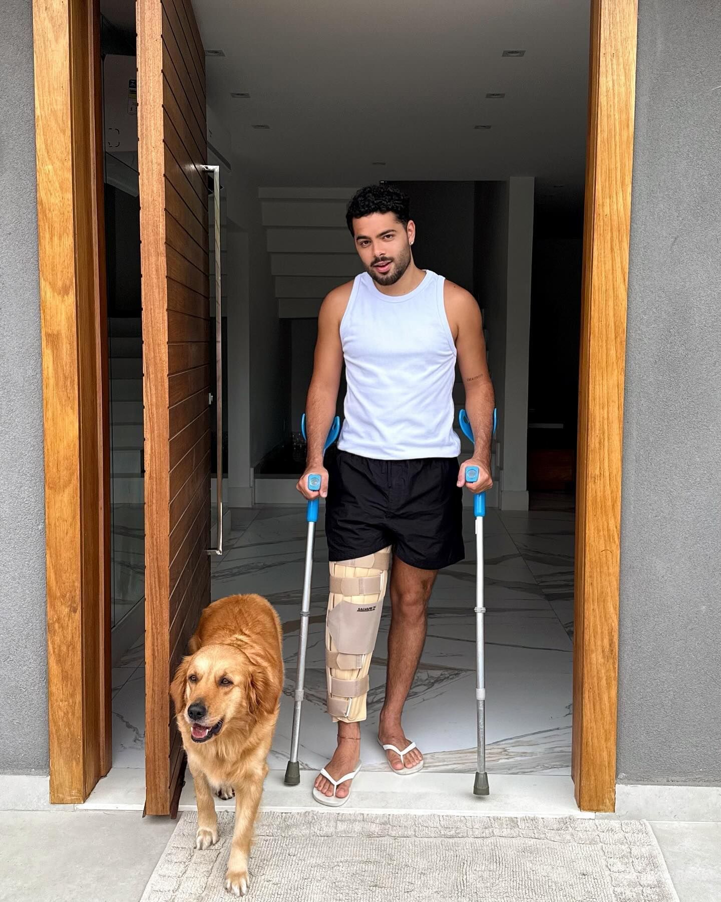 Pedro Sampaio tem cirurgia antecipada e cancela show no Carnaval de BH