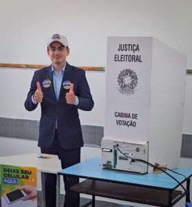 Dudu Camargo tentou carreira na política antes de ingressar em A Fazenda 17