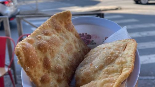 Pratos com comidas em Belo Horizonte