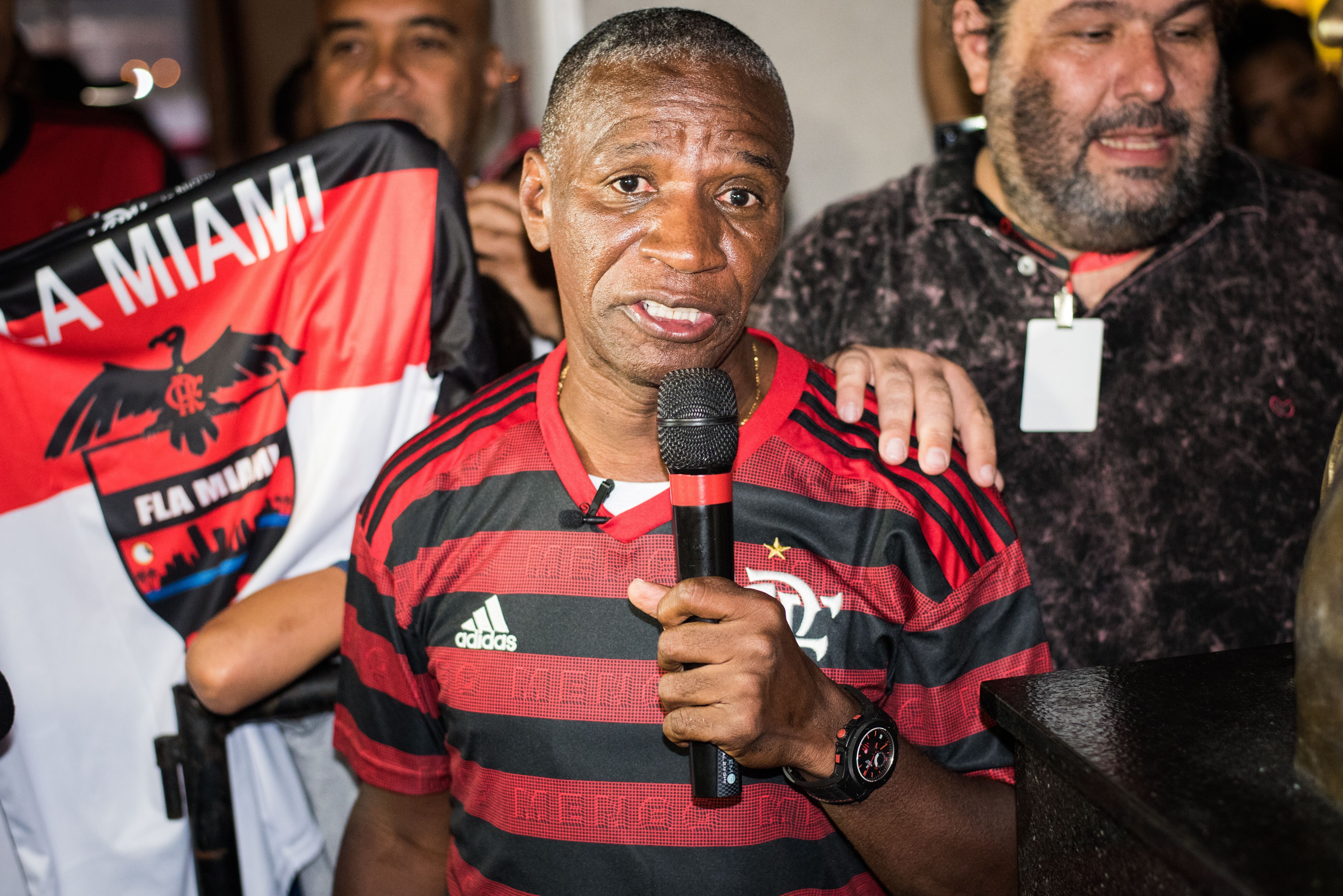 Adílio, lenda e campeão mundial pelo Flamengo, morre aos 68 anos