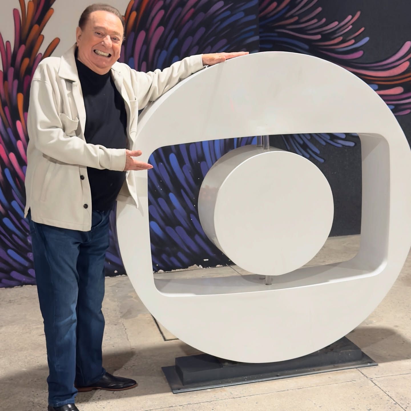 Na Globo, Raul Gil detalha demissão do SBT: 'Preconceito'