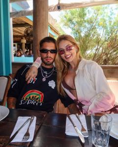 Virginia, Zé Felipe e amigos em viagem ao Uruguai