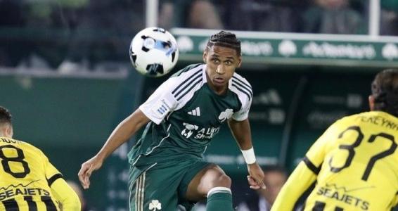 Tetê em ação pelo Panathinaikos no fim de novembro de 2025