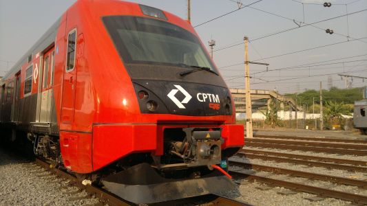 Vigilante é atropelado por trem da CPTM em São Paulo | CNN Brasil