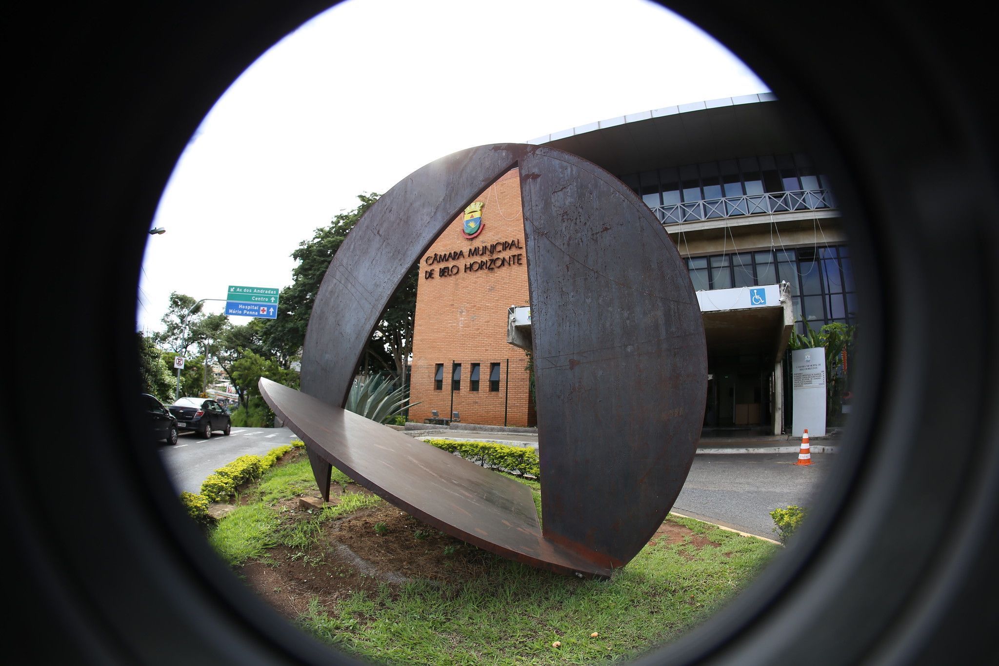 Mesa da Câmara de BH apresenta projeto de reestruturação de cargos do Legislativo